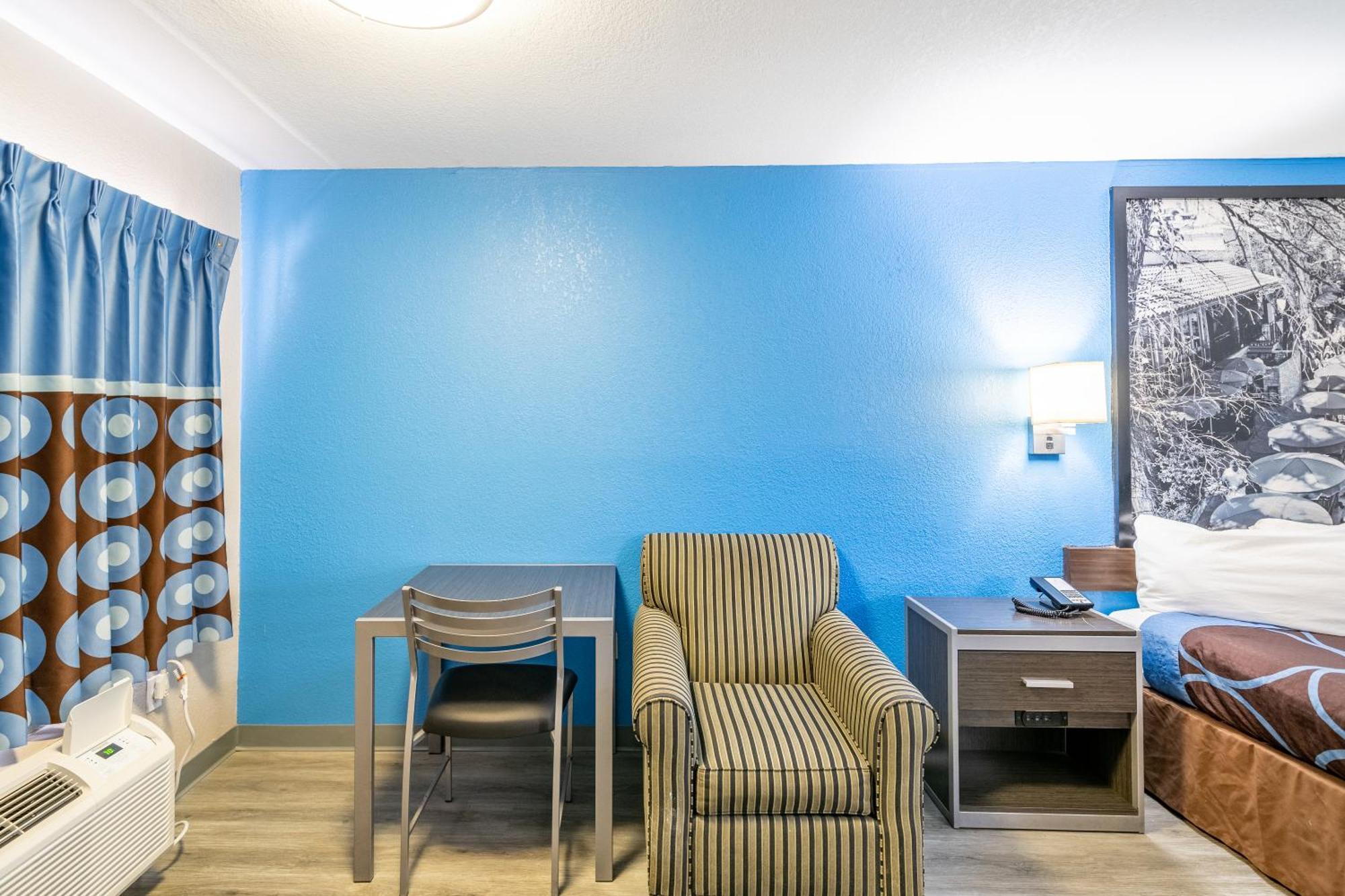 Super 8 By Wyndham San Antonio/Riverwalk Area Bagian luar foto