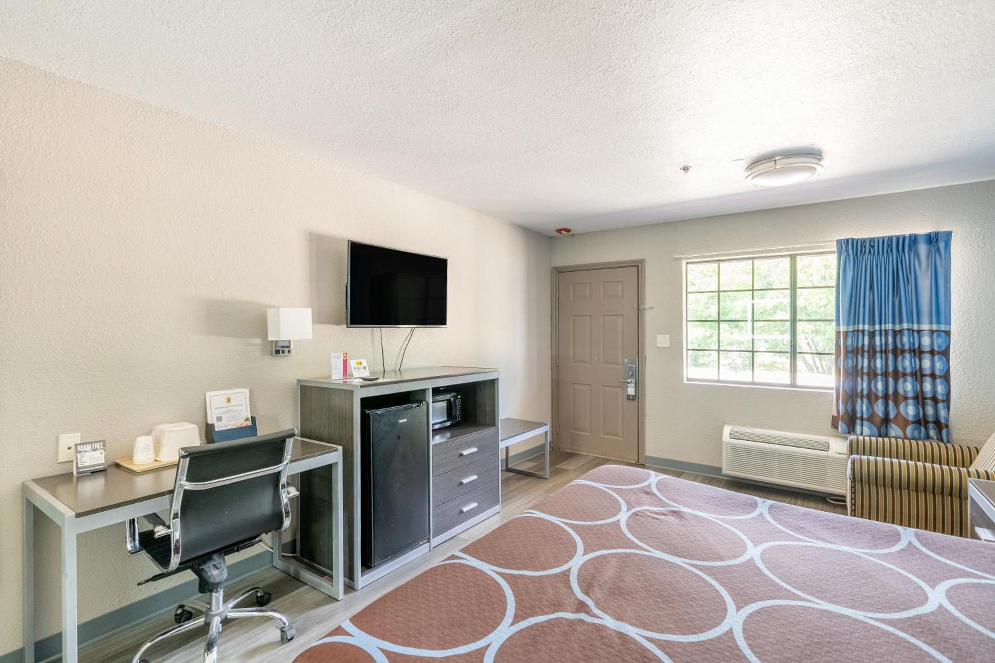 Super 8 By Wyndham San Antonio/Riverwalk Area Bagian luar foto